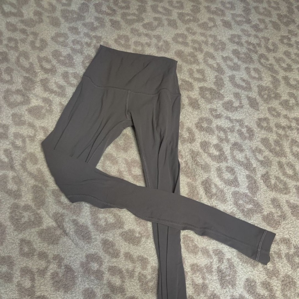 LuluLemon align leggings